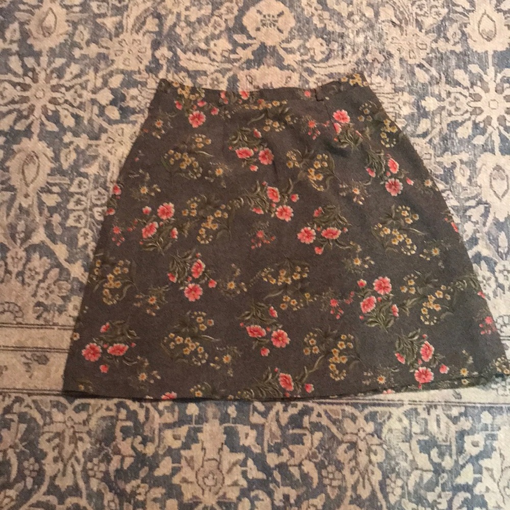 Women’s skirt